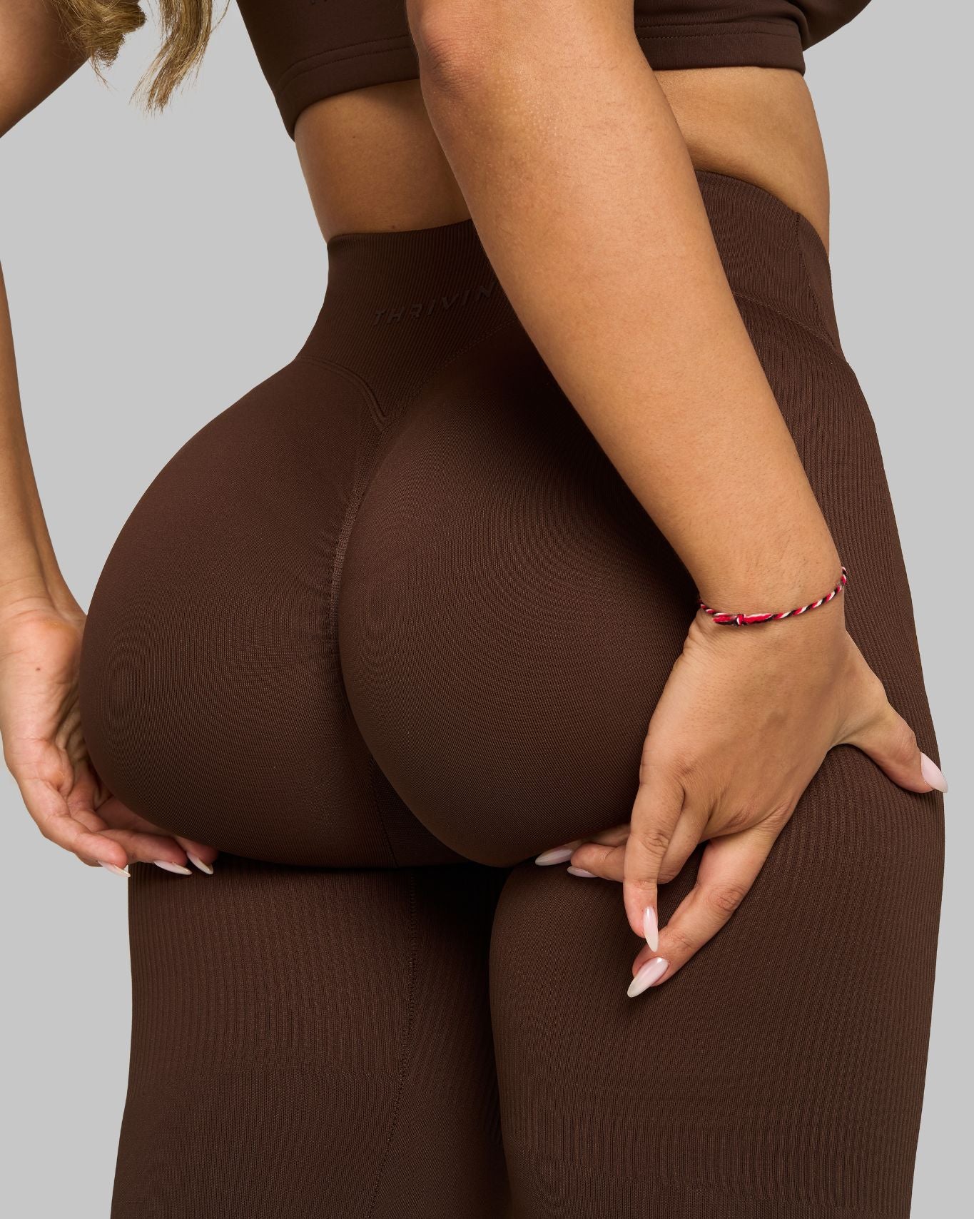Elevate™ Sculpting Mid V-Waist Scrunch Flare | Bourbon Brown