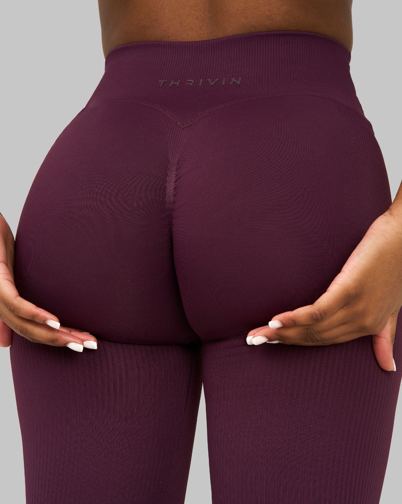 Elevate™ Sculpting Mid V-Waist Flare Leggings | Winter Plum