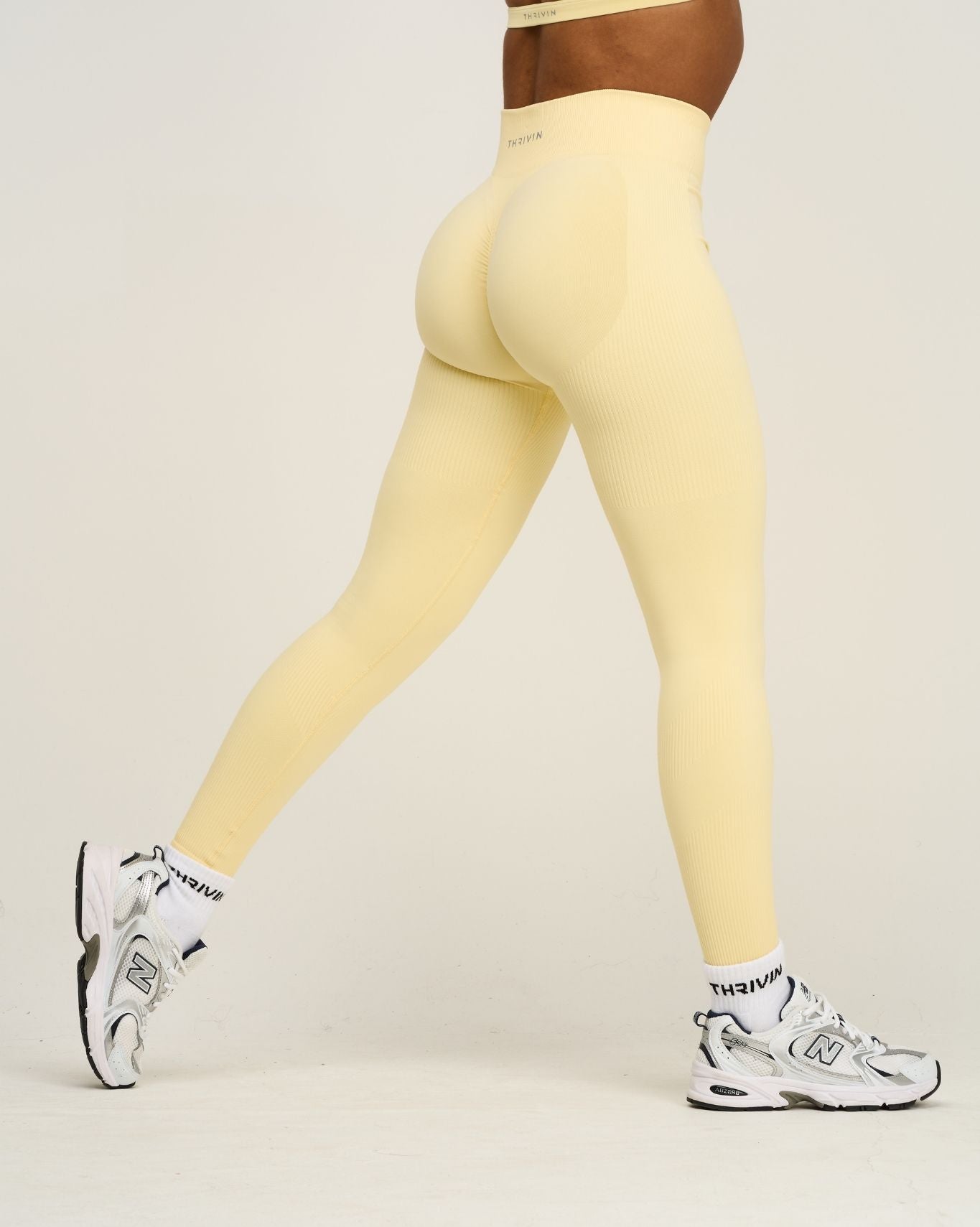 Melissa is 160cm (5'3") and wears a size XS