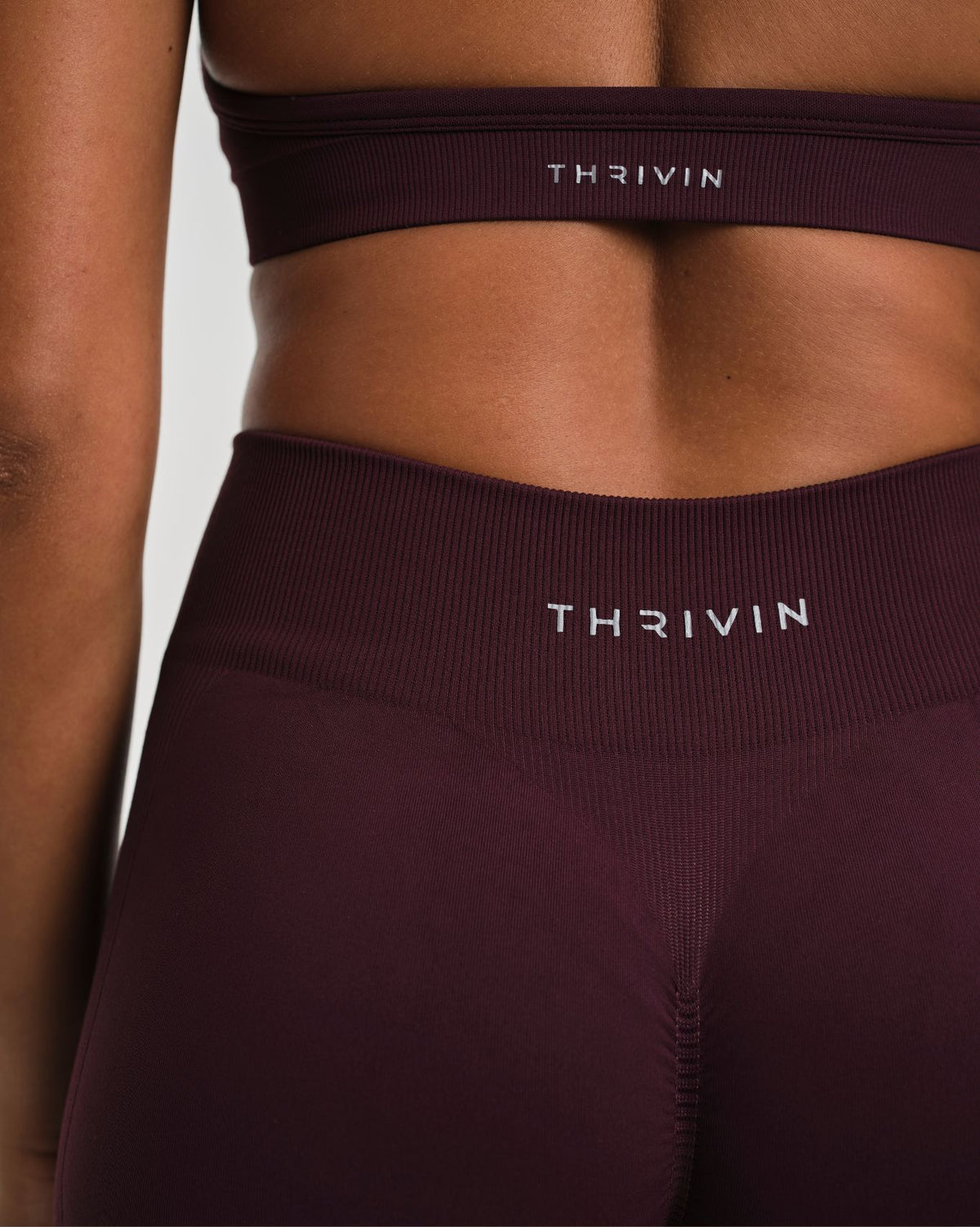 Arise – Nahtlose Sculpt-Ripp-Contour-Leggings – Schwarz