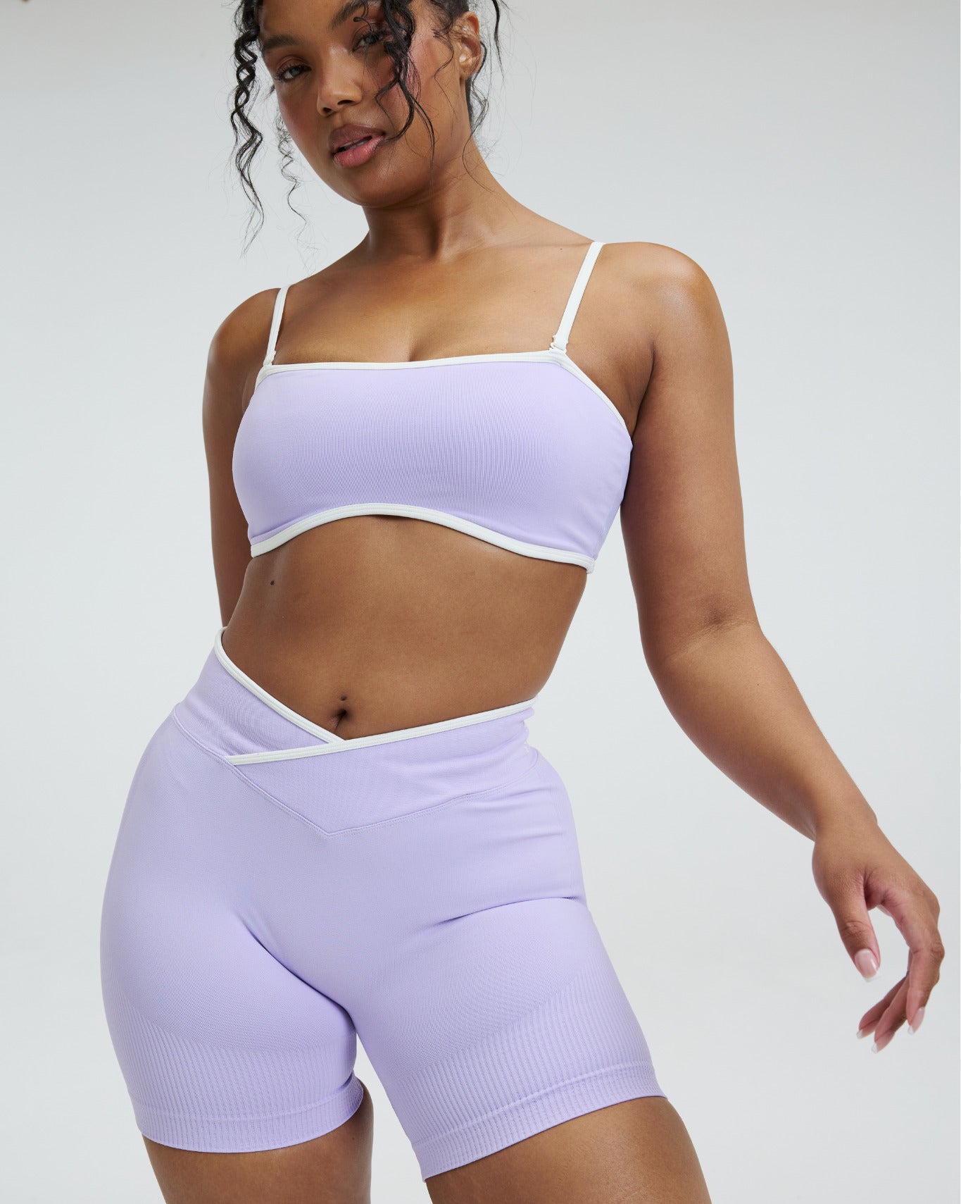 Elevate™ Outline Bandeau Bra | Lilac