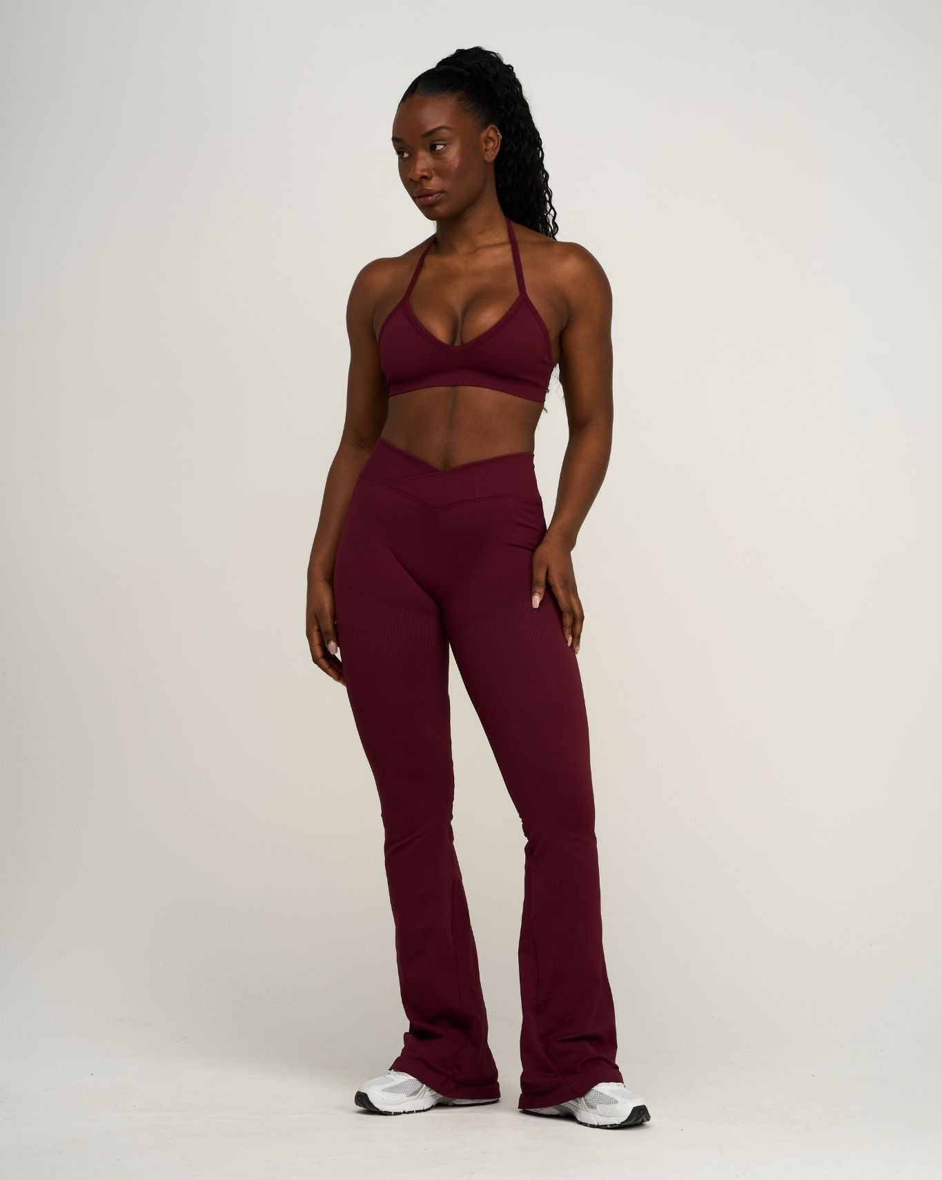 Elevate™ Sculpting Mid V-Waist Scrunch Flare | Merlot