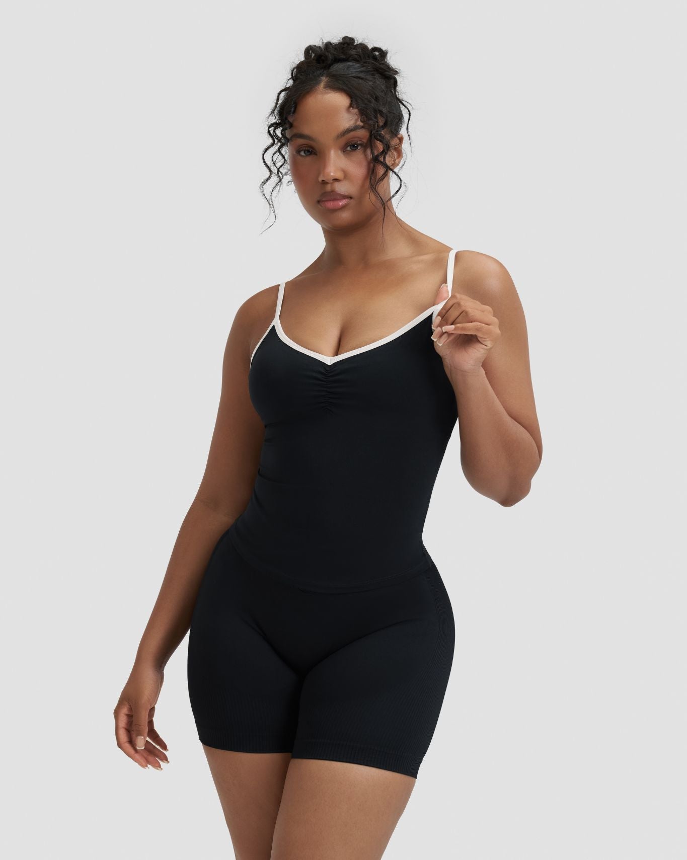 Elevate™ Outline Cross Back Tank Top | Night Black