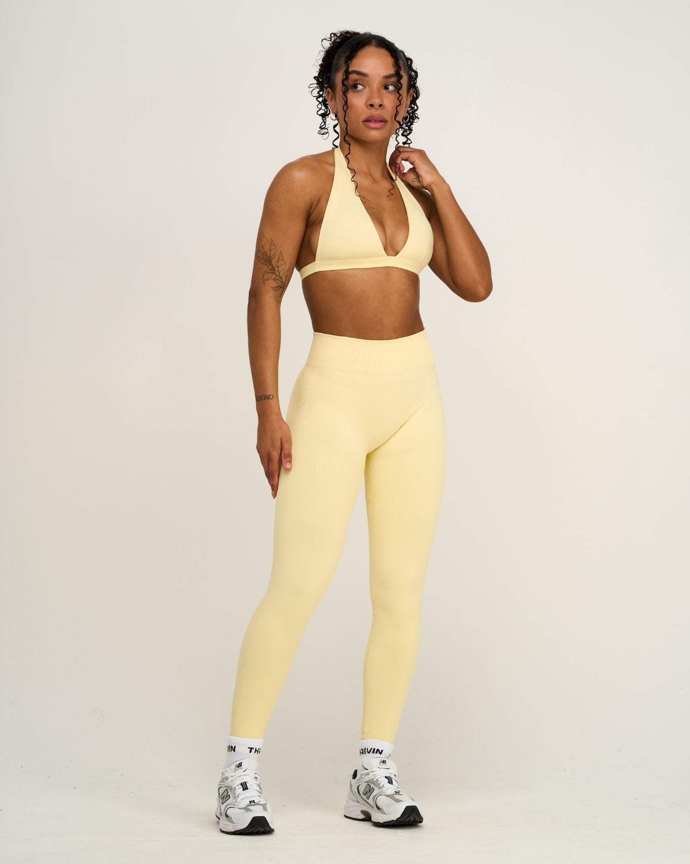 Elevate™ Sculpting Mid Waist Scrunch Leggings | Golden Butter