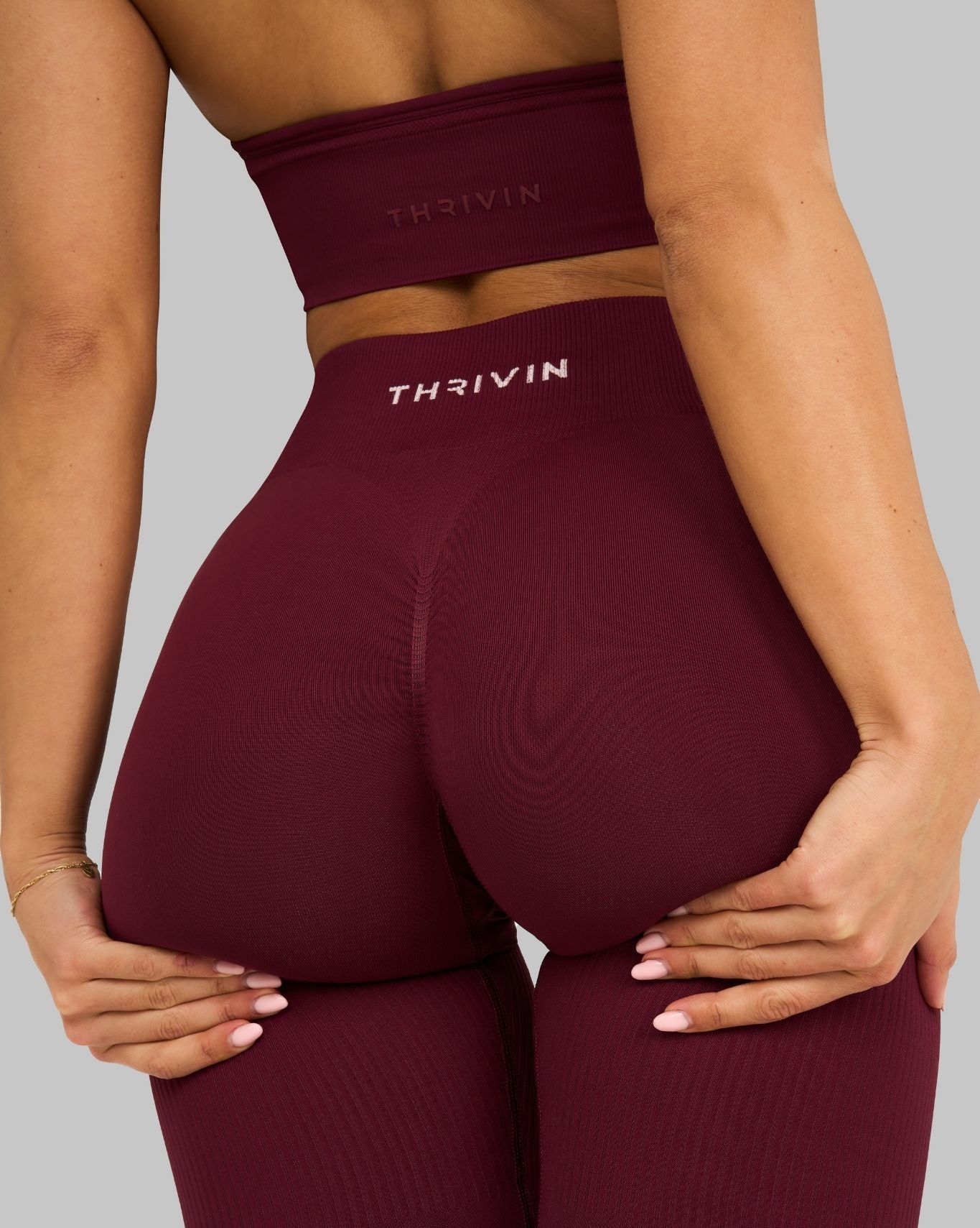 Elevate™ Sculpting Mid Waist Scrunch Leggings | Cranberry