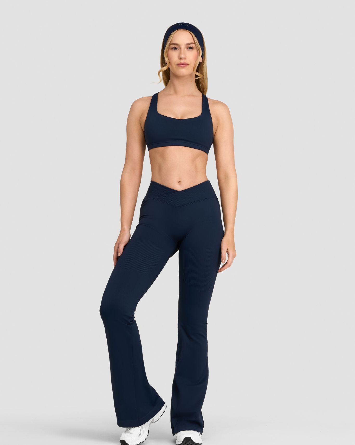 Sculpting Medium Impact Multiway Sports Bra - Midnight Navy | Thrivin