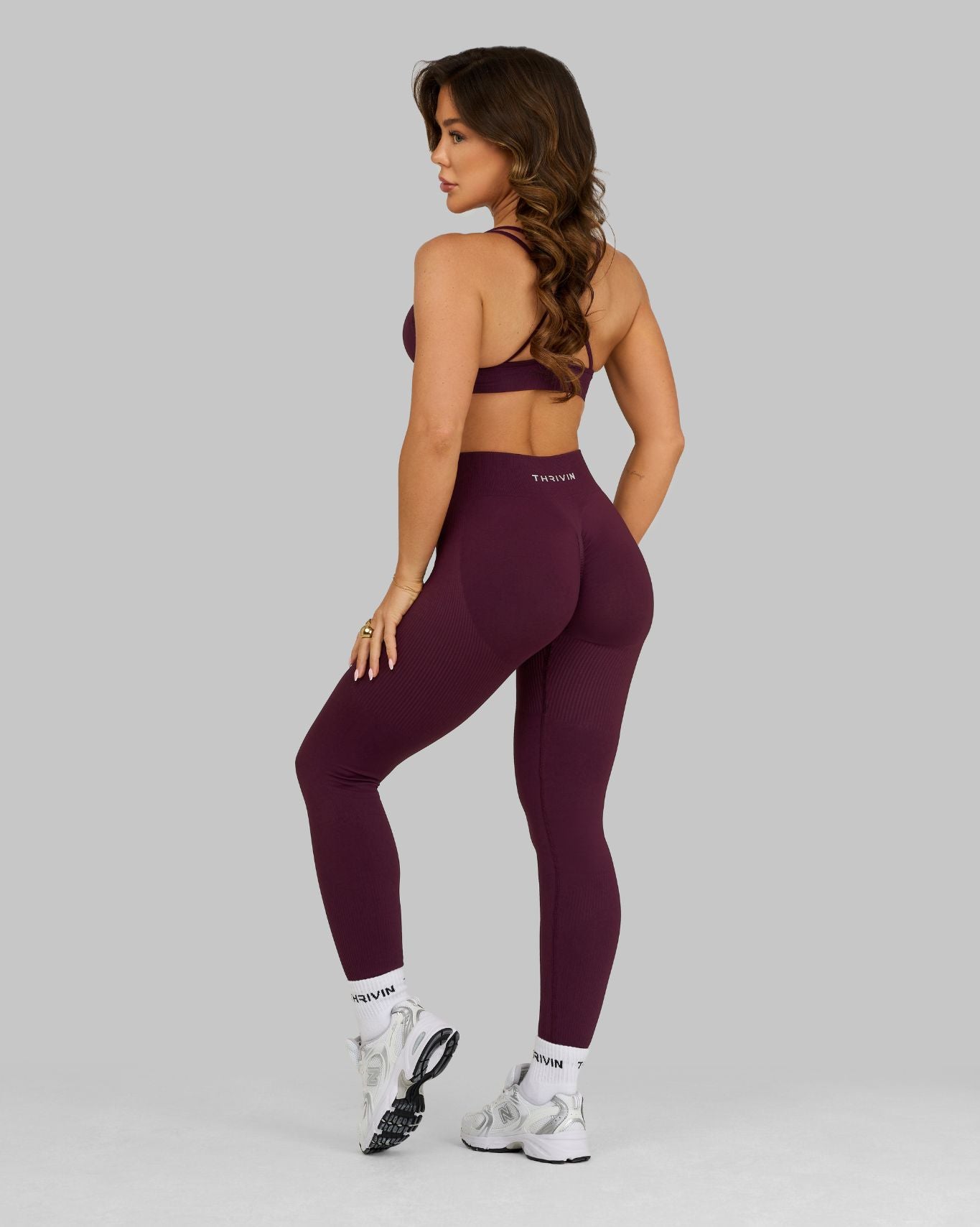 Sculpting Mid Waist Scrunch Bum Leggings - Winter Plum | Thrivin