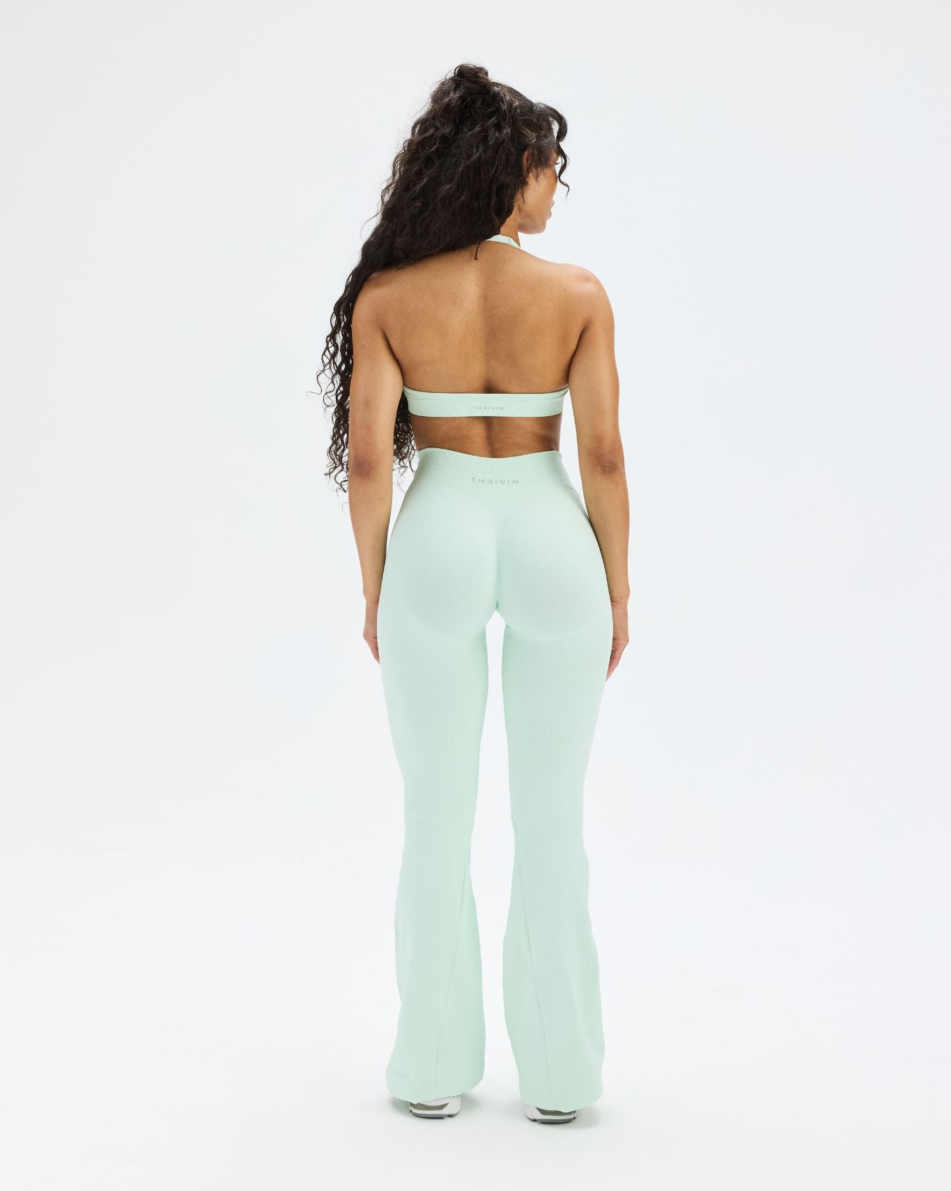 Elevate™ Sculpting Mid V-Waist Flare Leggings | Mint Julep
