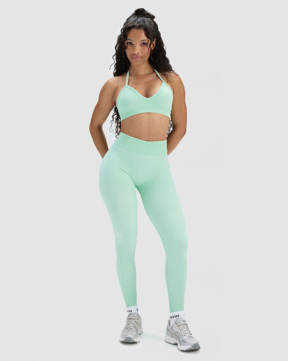 Elevate™ Sculpting Mid Waist Scrunch Leggings | Mint Julep