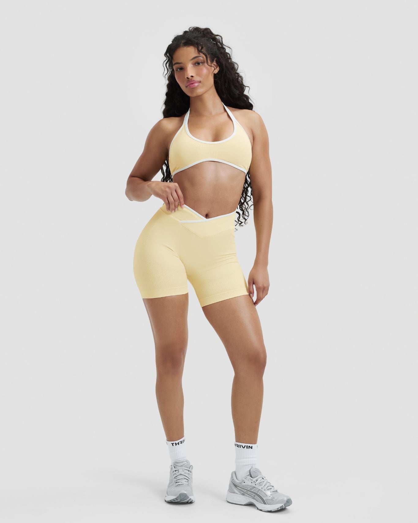 Elevate™ Outline Short Scrunch Shorts | Golden Butter