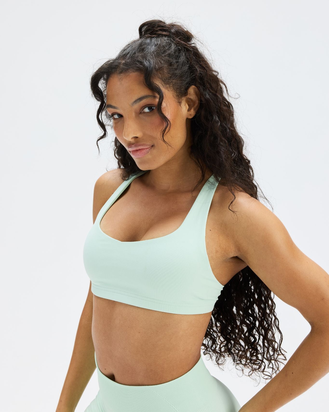 Elevate™ Sculpting Medium Impact Multiway Bra | Mint Julep