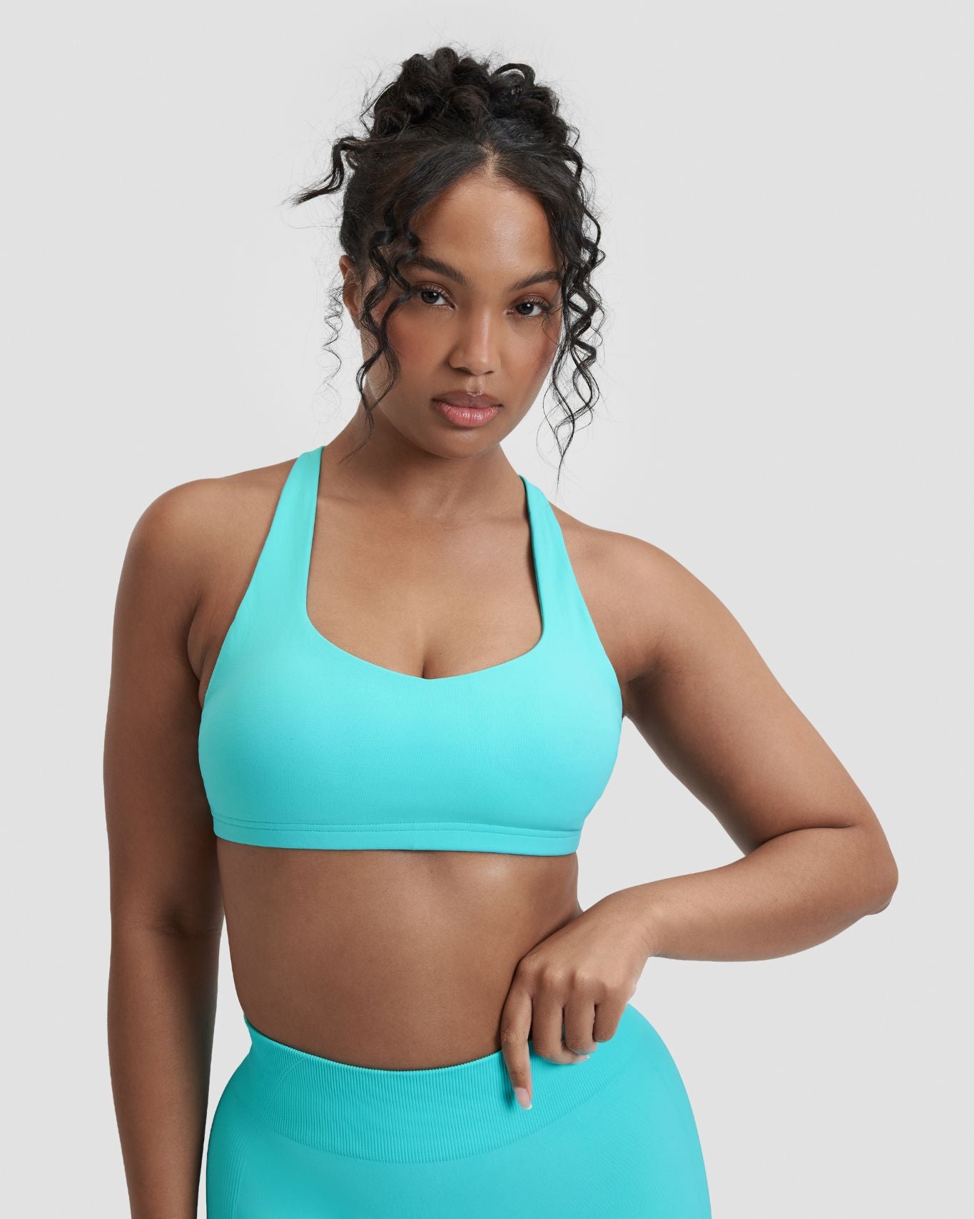 Elevate™ Sculpting Medium Impact Multiway Bra | Clear Tides