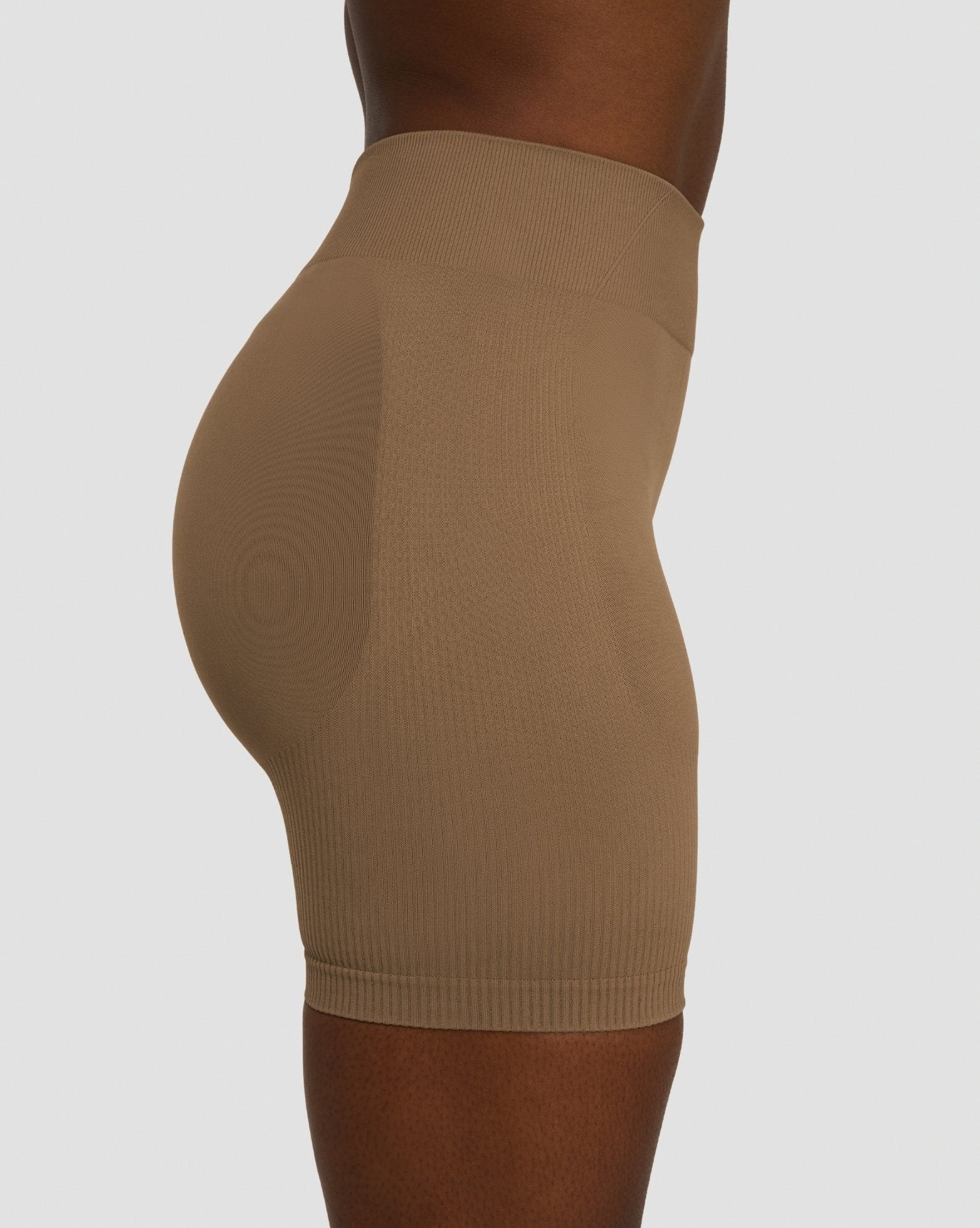 Elevate™ Sculpting Mid Waist Scrunch Shorts | Toffee
