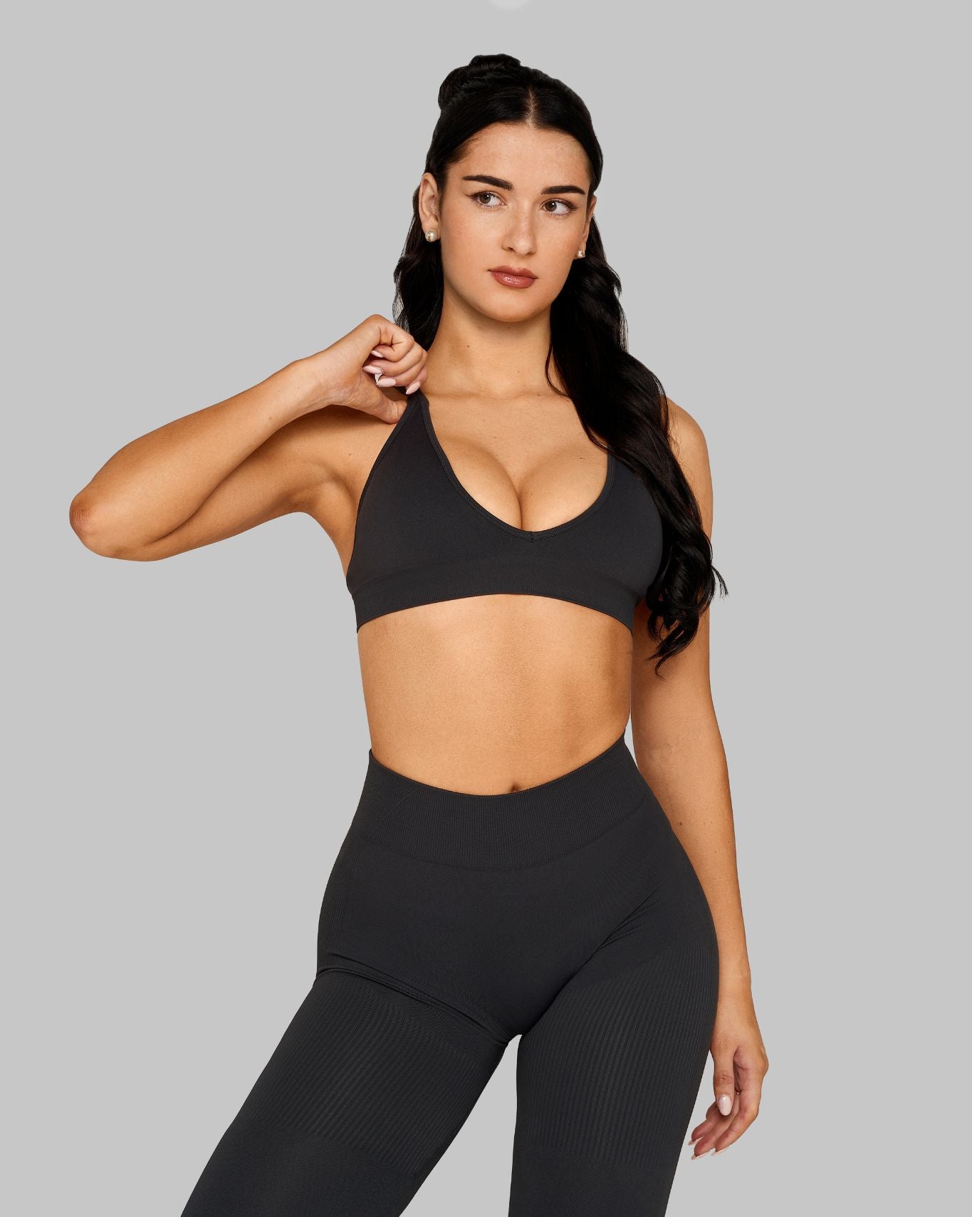 Elevate™ Sculpting Seamless High Apex Bra | Charcoal Grey