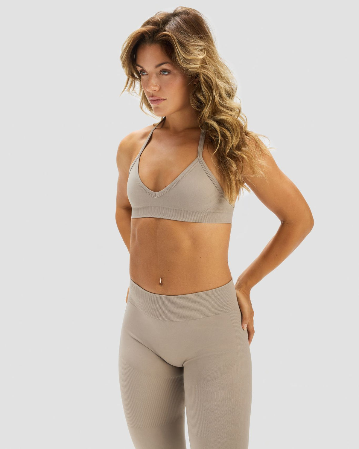 Elevate™ Sujetador Halter Ajustable Sin Costuras Moldeador | Latte