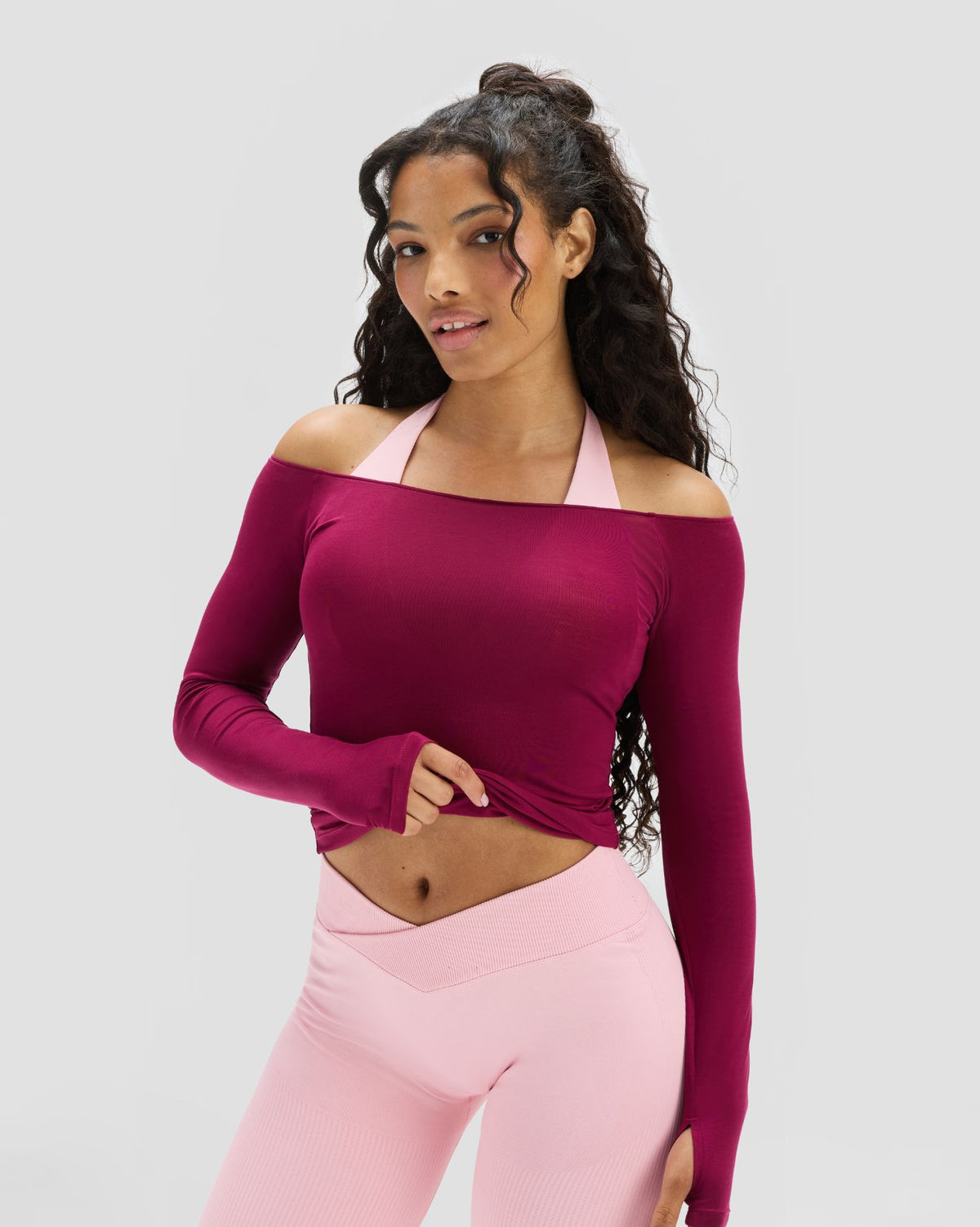 La Colección Esencial Top de Cuello Barco | Cherry Berry