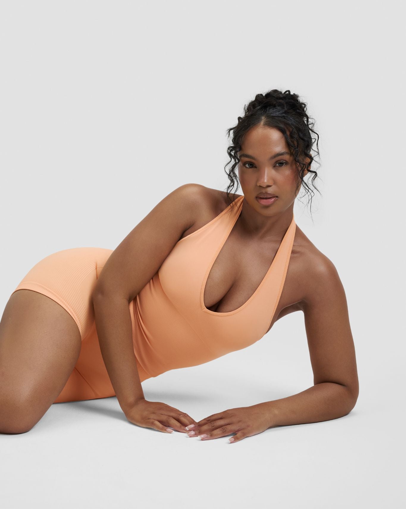 Elevate™ Sculpting Seamless Halterneck Top | Melon Ice