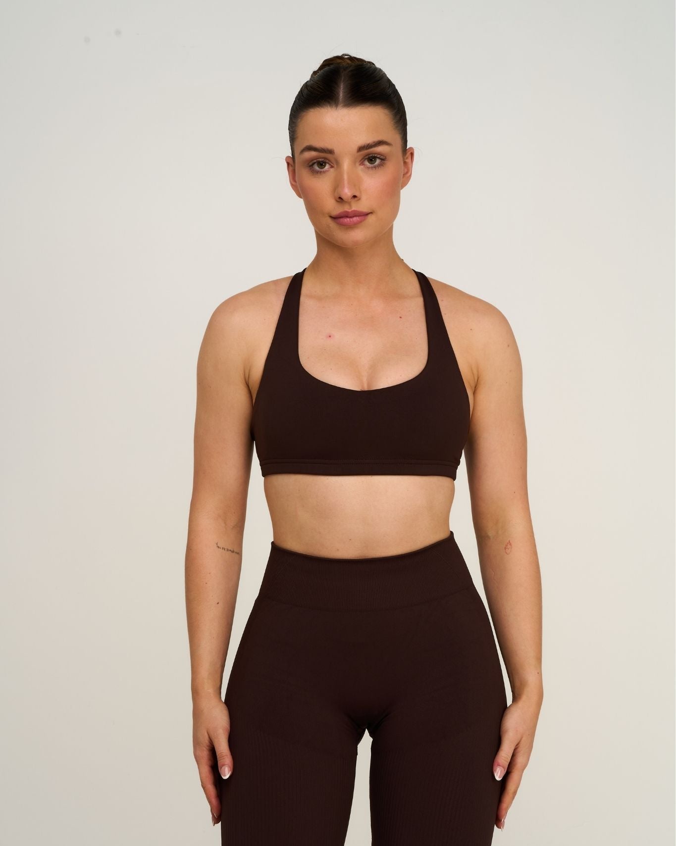 Elevate™ Sculpting Medium Impact Multiway Bra | Coffee