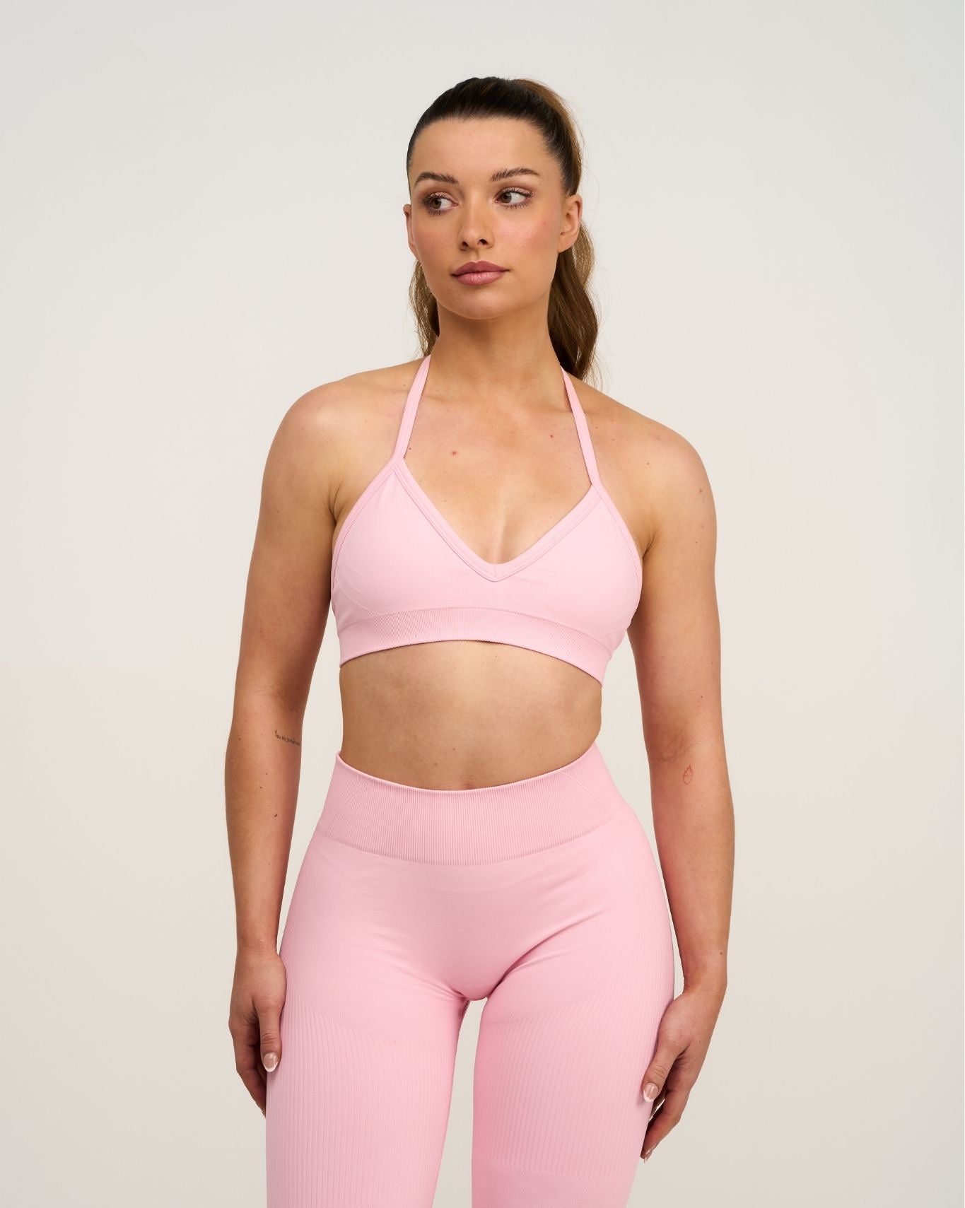 Elevate™ Sculpting Seamless Adjustable Halter Bra | Cotton Pink