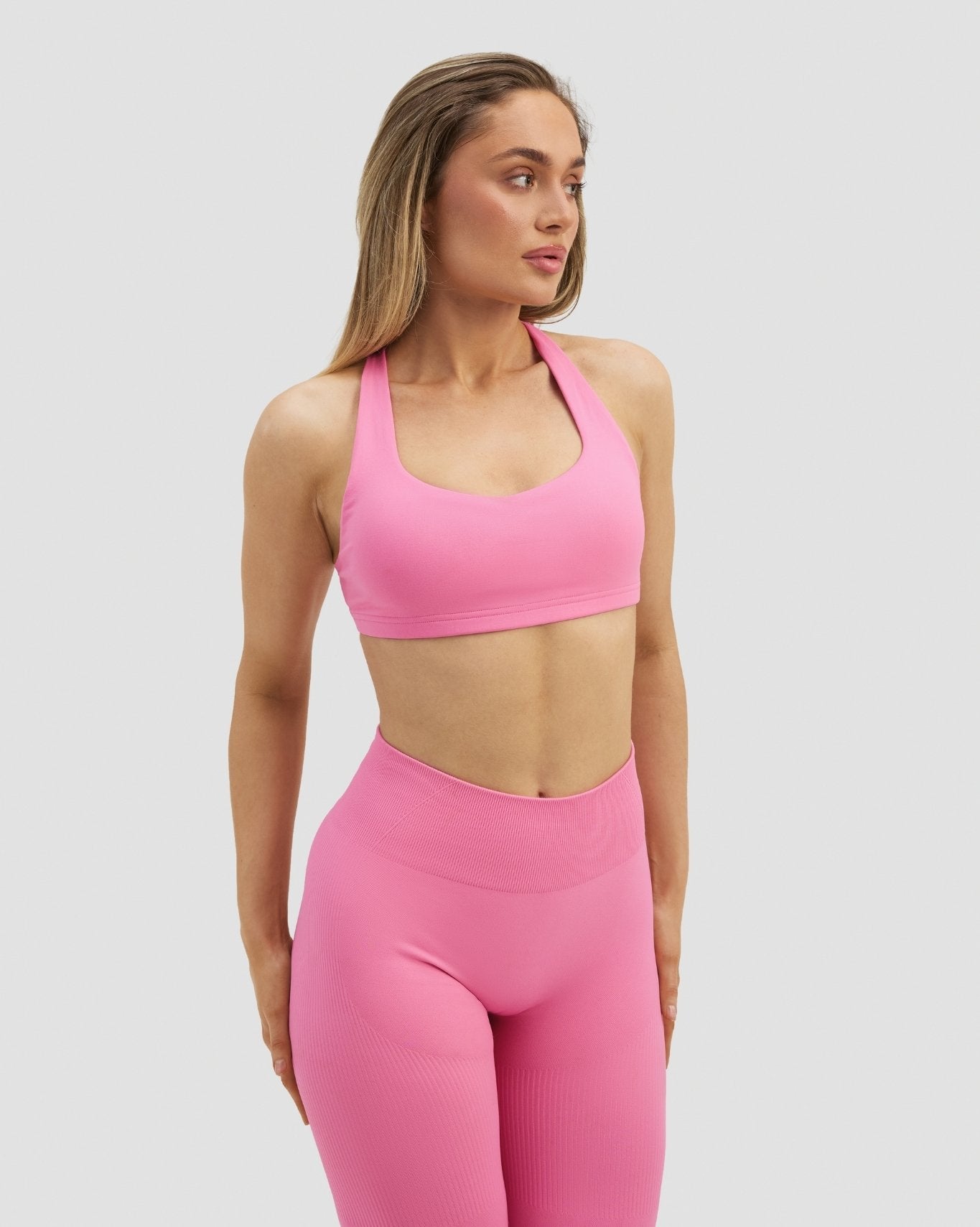 Elevate™ Sculpting Medium Impact Multiway Bra | Bubble Pink