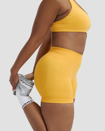 Elevate™ Shorts Más Cortos de Cintura Media con Fruncido y Efecto Moldeador | Banana