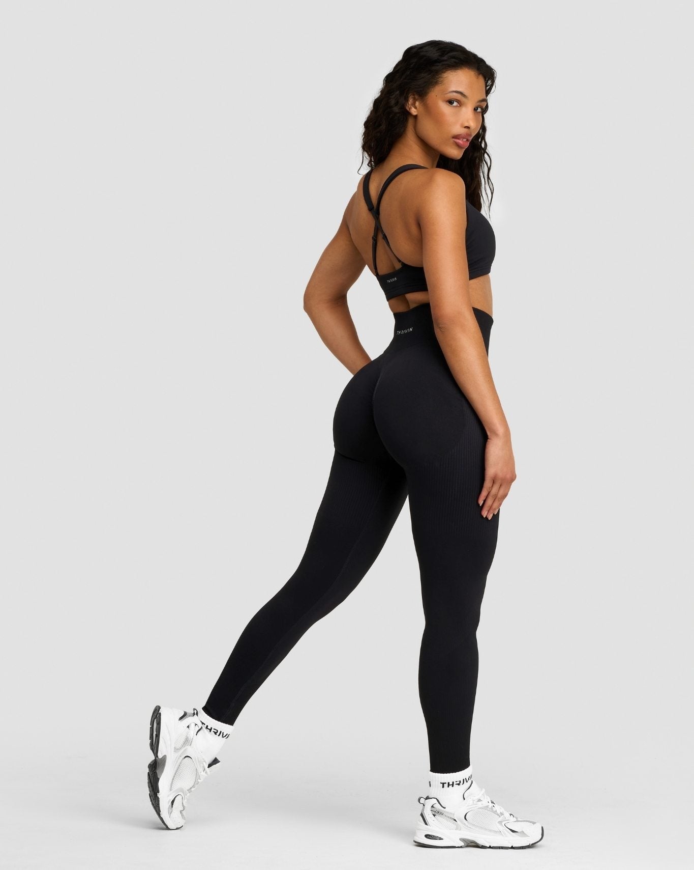 High Waist Scrunch Butt Leggings - Night Black | Thrivin
