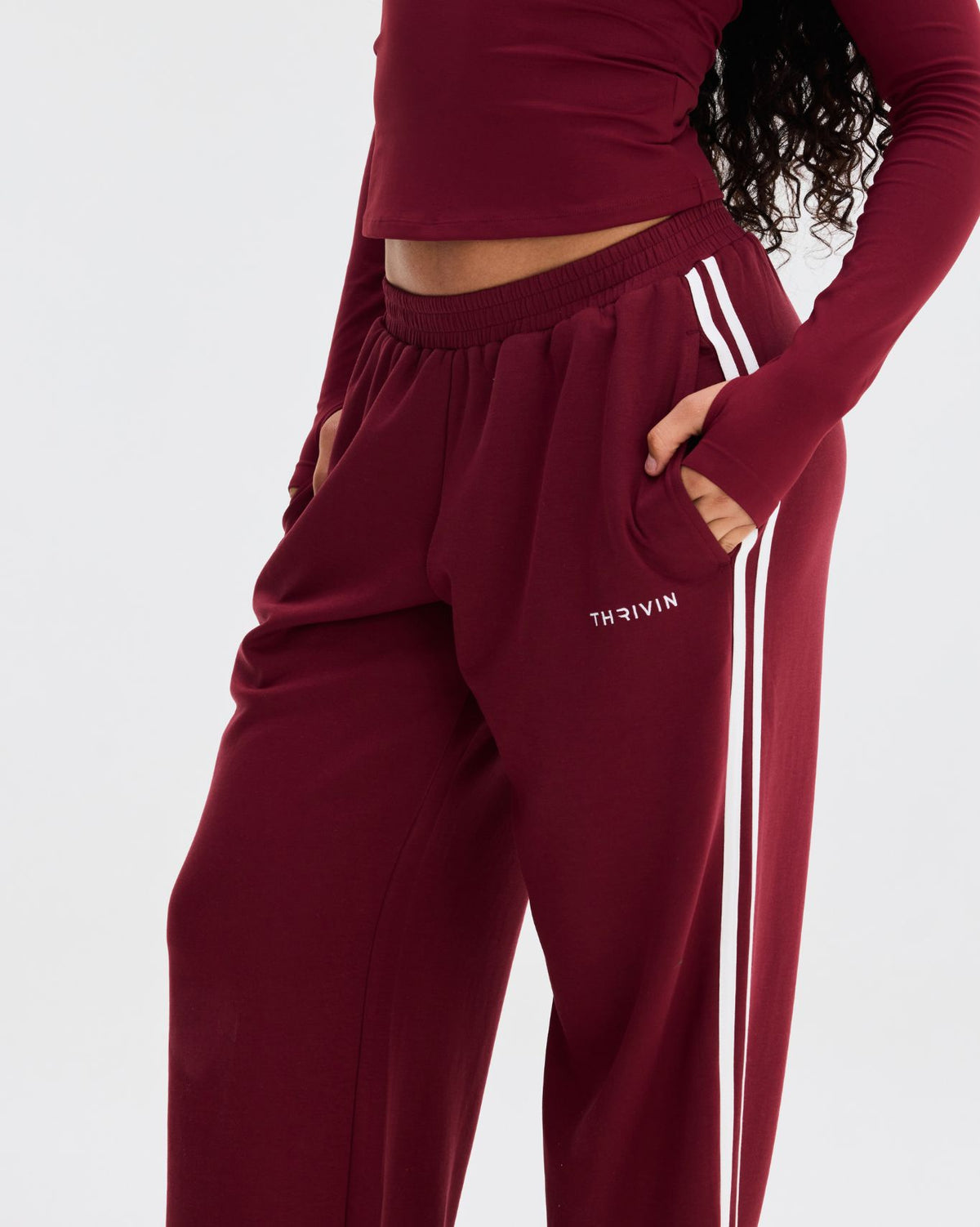 Pantalones Jogger de Pierna Ancha a Rayas | Vino Fino