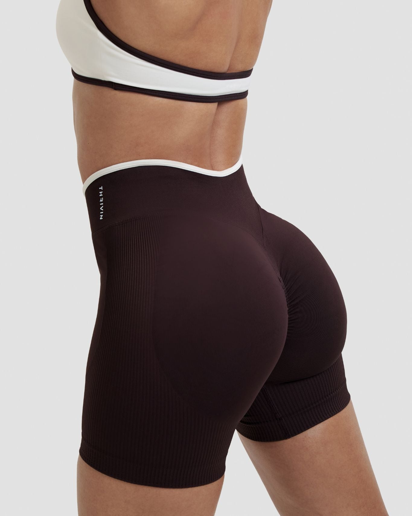 Elevate™ Outline Short Scrunch Shorts | Coffee