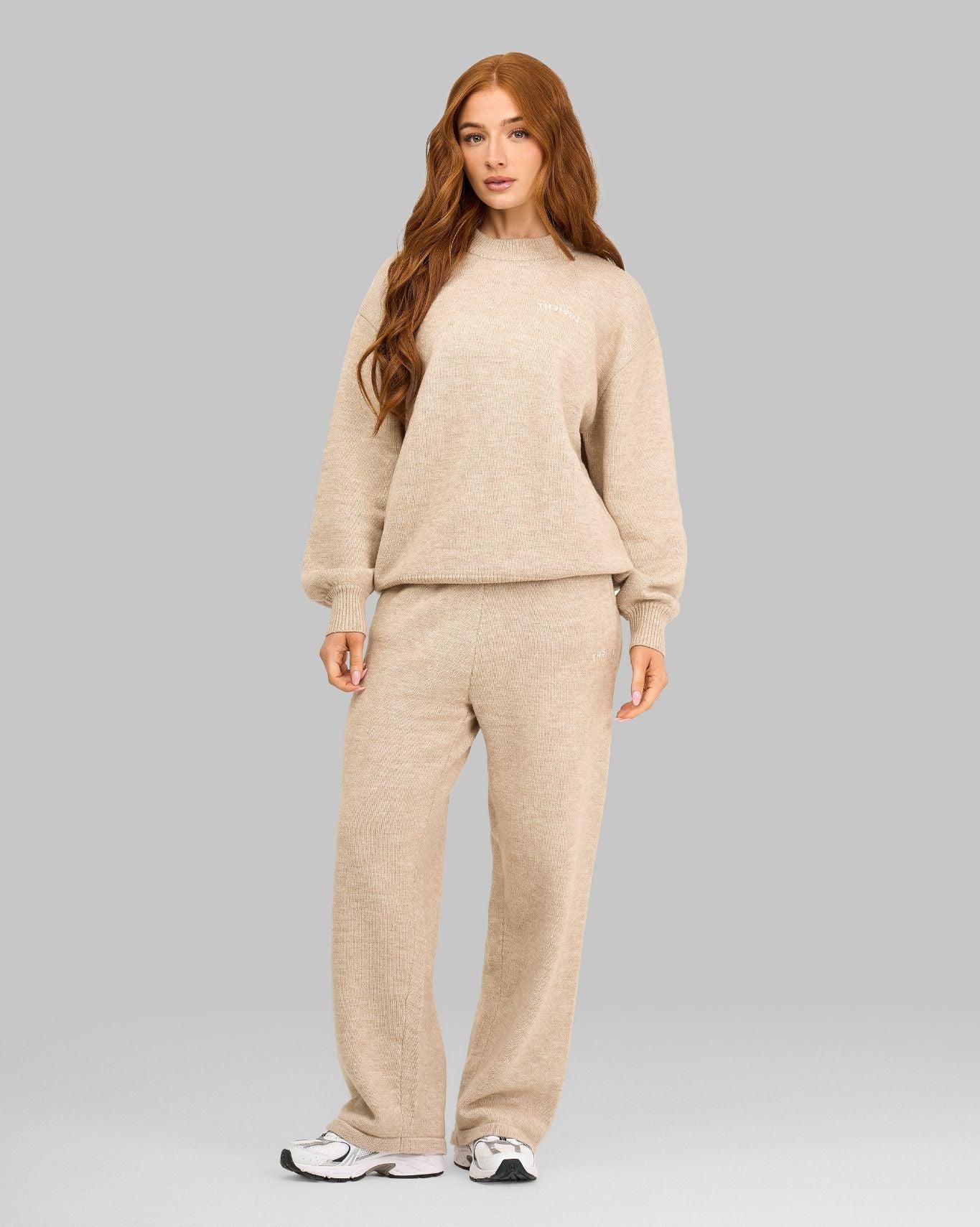 Conjunto esencial de 2 piezas de suéter tricotado y pantalones | Avena